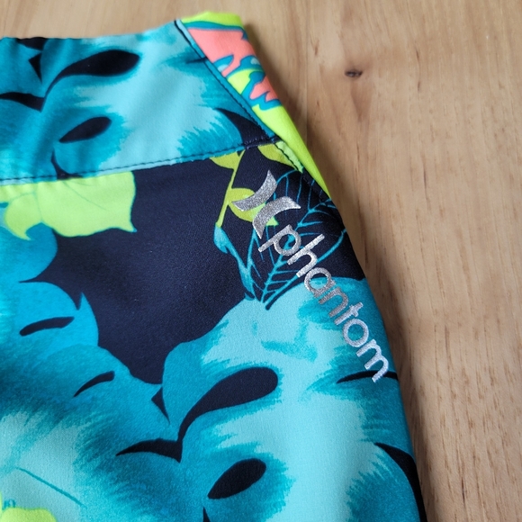 COPY - NWOT Hurley Phantom Board Skirt - Picture 2 of 7